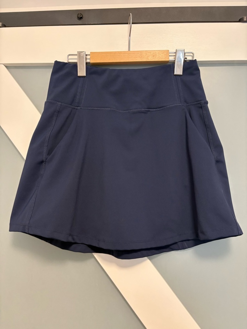 Lole- Step Up Skort ( Navy) - Picture 2 of 7